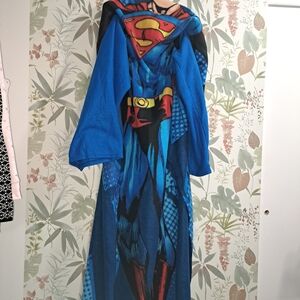 Superhero Kids Blanket With Sleeves